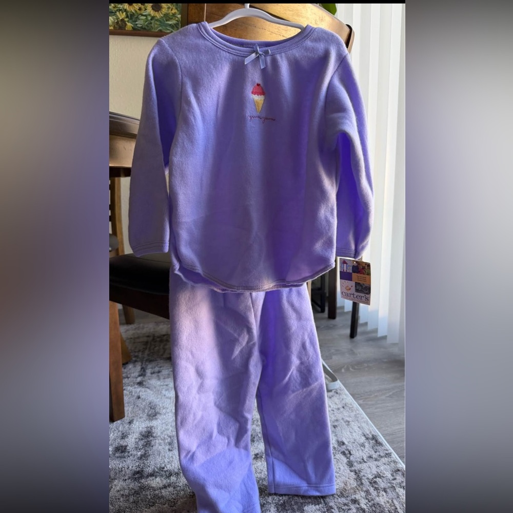 NWT Vintage carters pj set size 4T